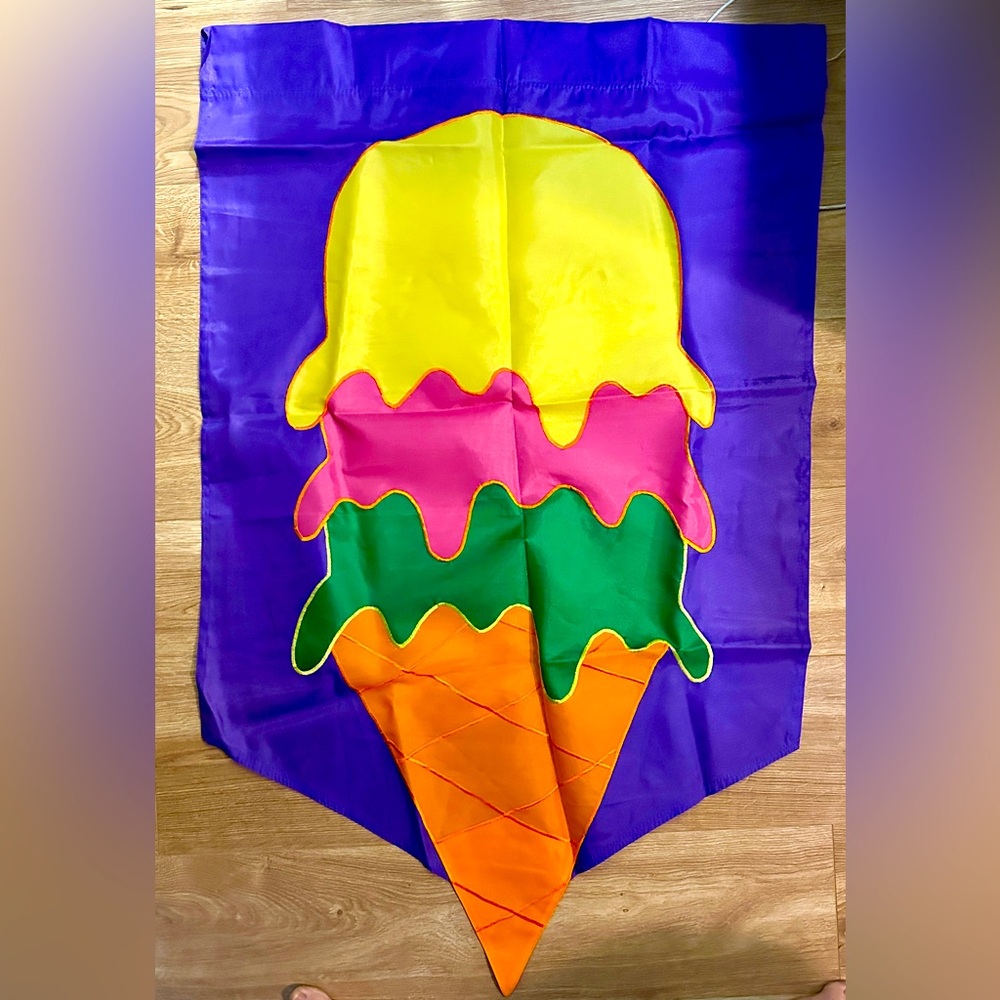 NWOT Large Outdoor Flags - Fun Designs! Watermelon, Hummingbird, Ice Cream! Cute - Picture 7 of 10